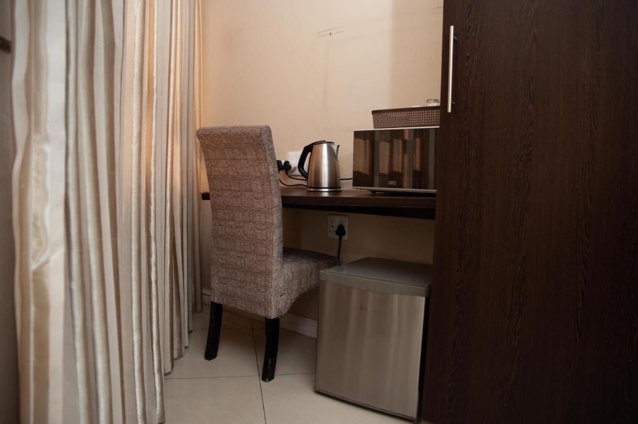 Bayside Hotel 100 Pixley Kaseme Street  Durban Buitenkant foto