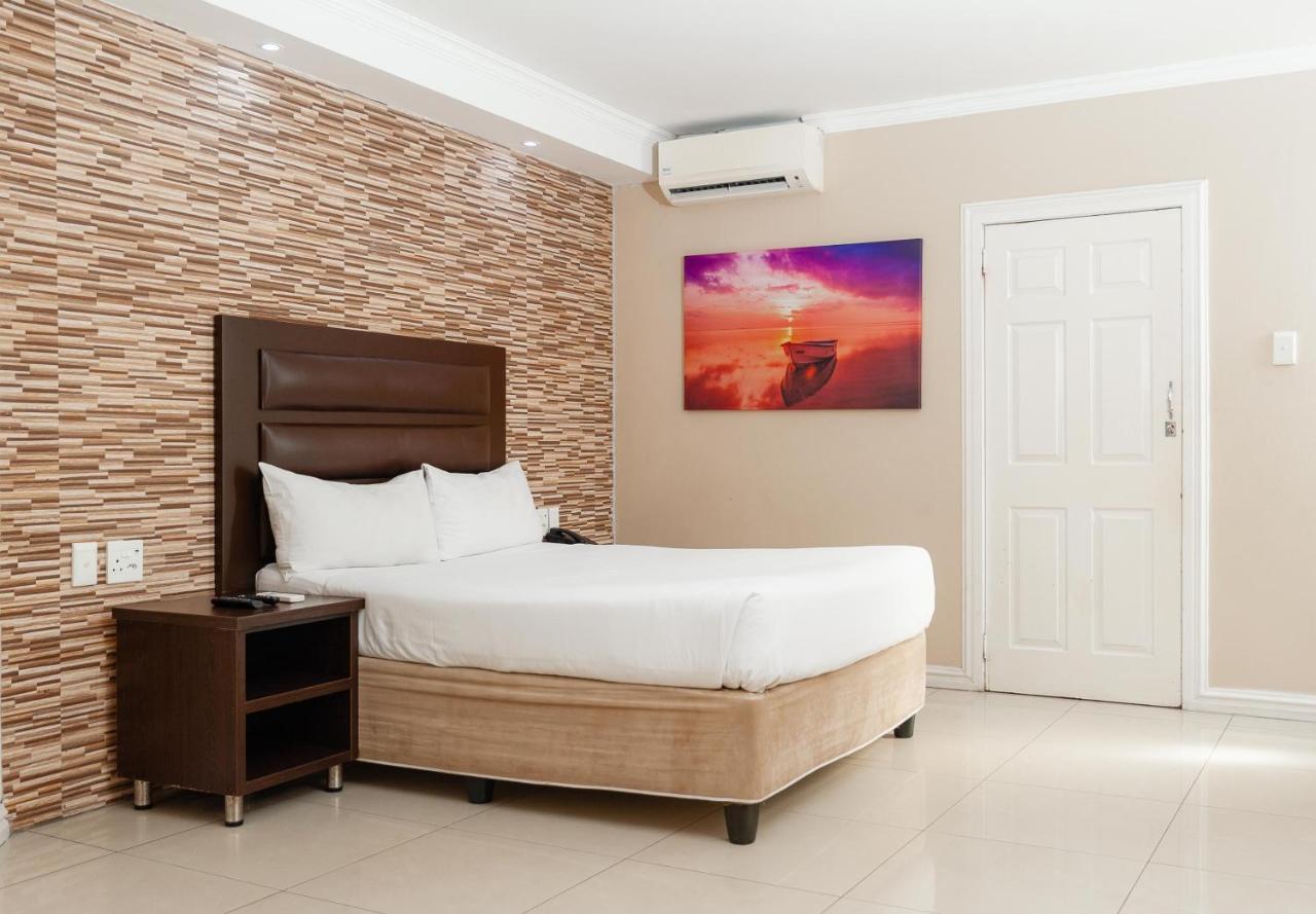 Bayside Hotel 100 Pixley Kaseme Street  Durban Buitenkant foto
